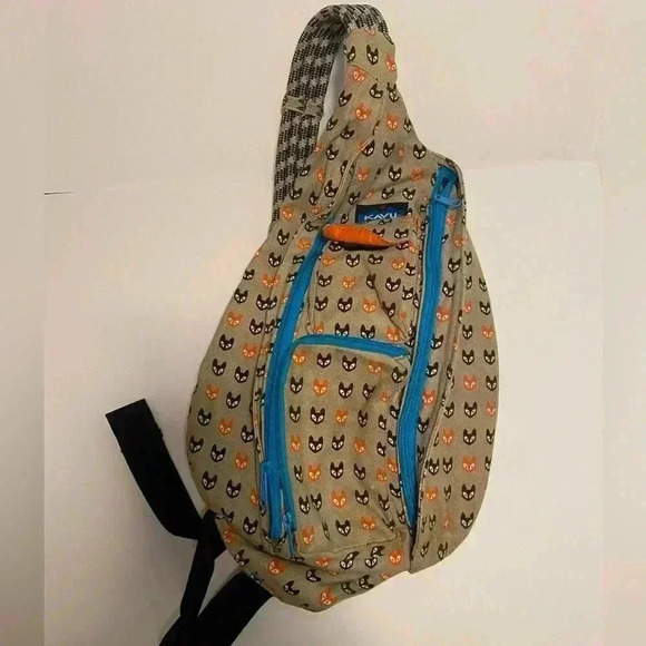 Kavu Fox Backbag - Picture 1 of 8